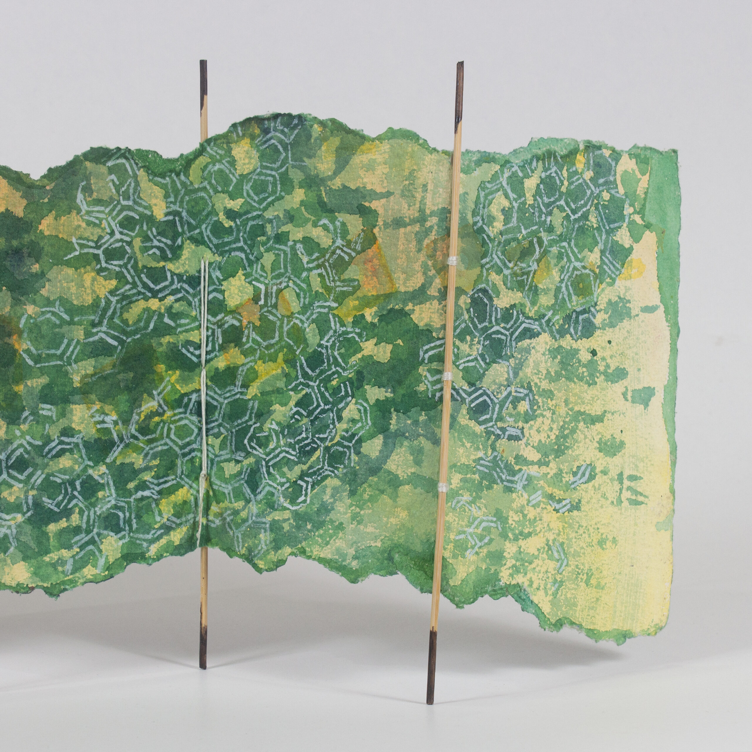 uninhabited back_detail 5